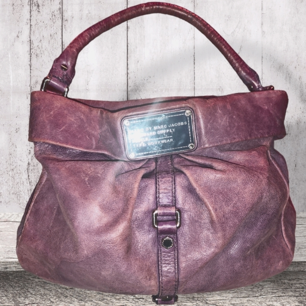 Marc Jacobs purple leather bag